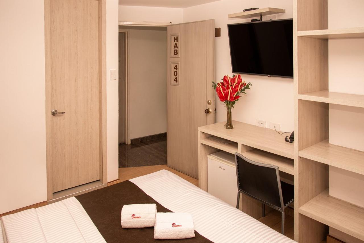 Hotel Bestmark Platino En Chapinero Bogota Bagian luar foto