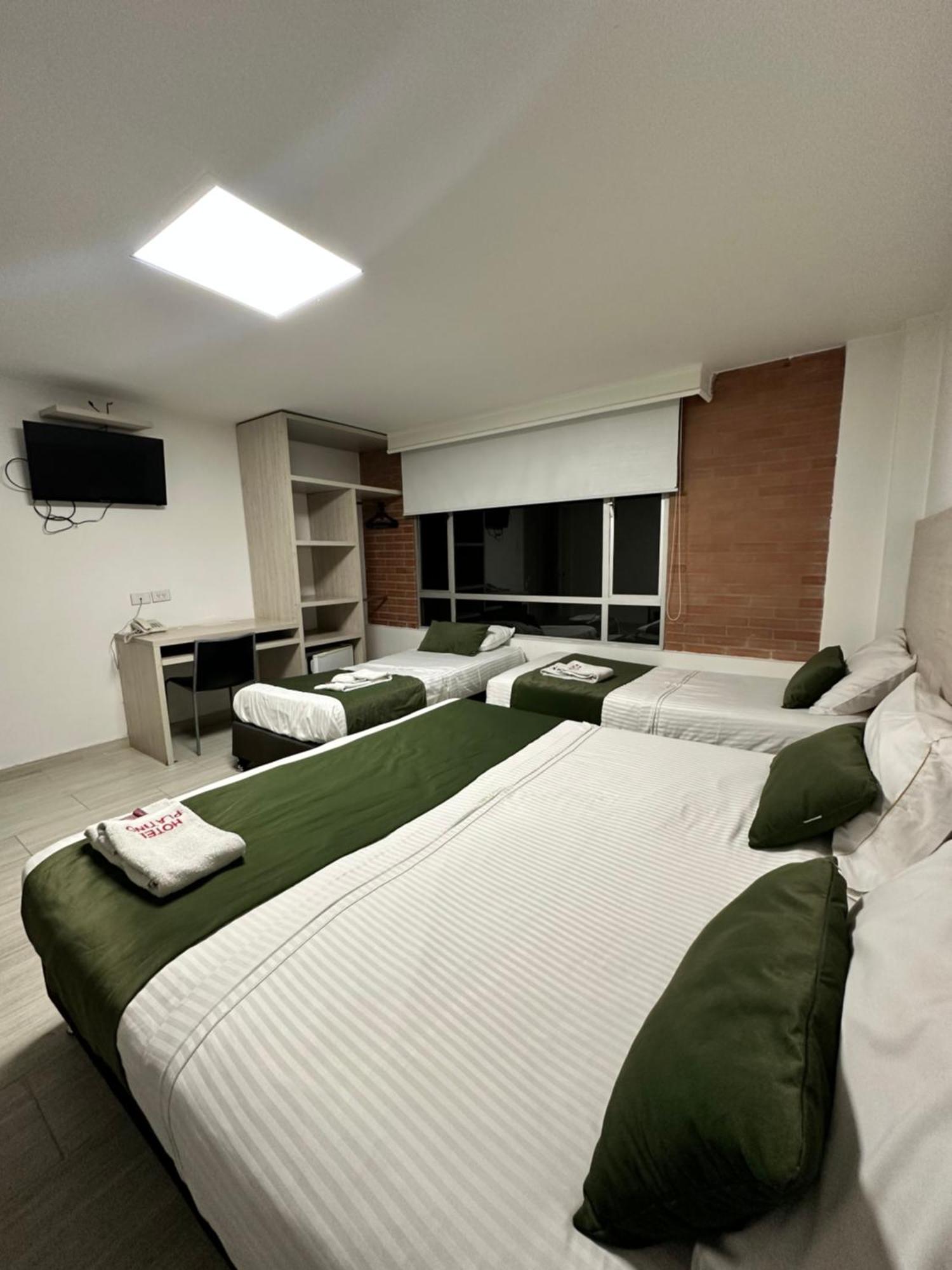 Hotel Bestmark Platino En Chapinero Bogota Bagian luar foto
